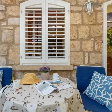 Studio Cinnabarinus S4 Ντουμπρόβνικ